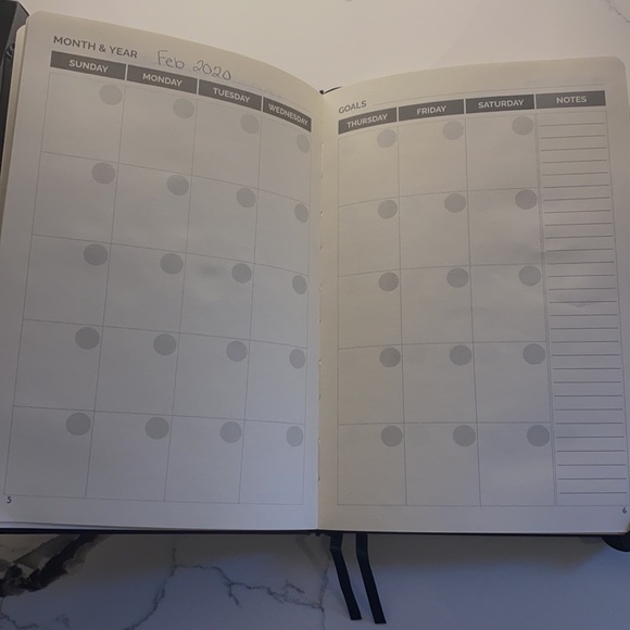The Simple Elephant Planner - Picture 9 of 14